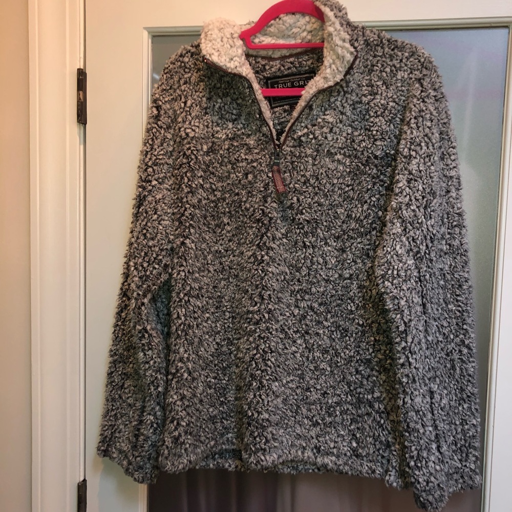 TRUE GRIT PULLOVER